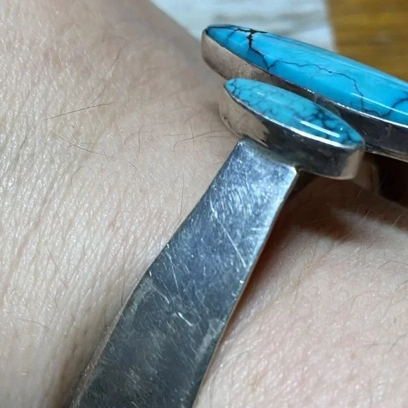 Vintage mod blue turquoise sterling silver cuff bracelet